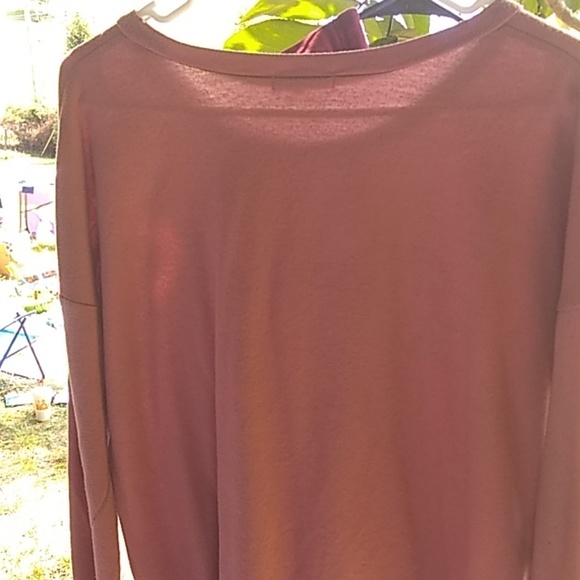 Long sleeve - Picture 2 of 2